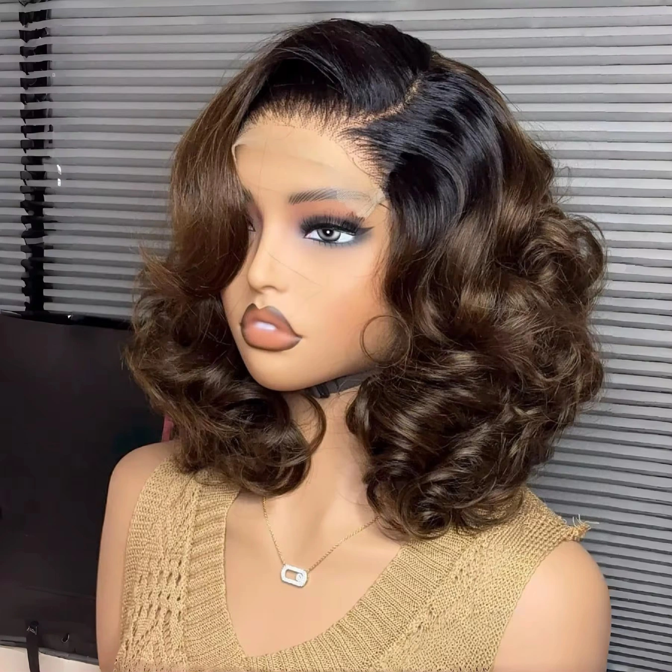 Wholesale Bouncy 4x4 12 Inch 1B/4 Glueless Wig Double Drwan Short Bouncy Curly Wig